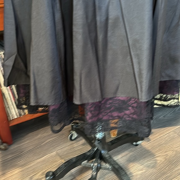 Black and purple gothic skirt size xl - Picture 4 of 5